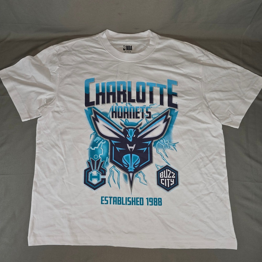 NBA Charlotte Hornets Original Use Graphic Tee White Boxy Fit Large